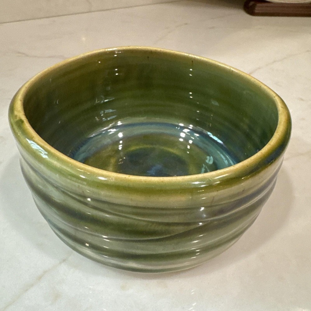Studio Pottery Hand Thrown Artisan Ceramic Pottery Dish Bowl Trinket Signed